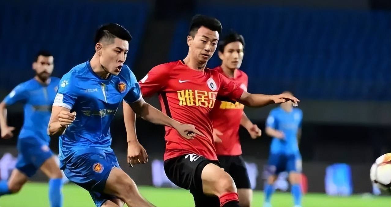 关于赛前新疆广汇备战法国杯，绝杀压哨细节曝光，悬念犹存，赛程密集仍需轮换的信息